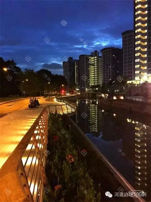 新加坡梧槽运河生态修复 新加坡梧槽运河生态修复